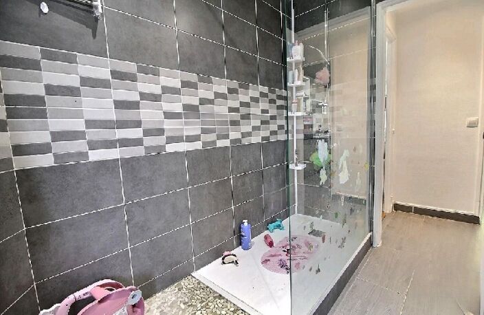 Vente appartement 3 pièces 55 m² Noisy-le-Sec (93130) — photo 3