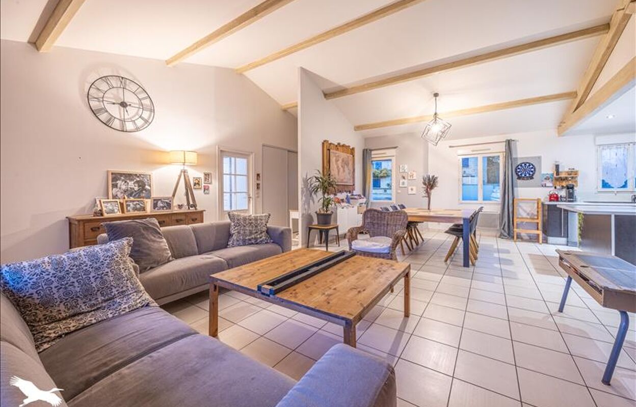 maison 4 pièces 123 m2 à vendre à Surgères (17700)