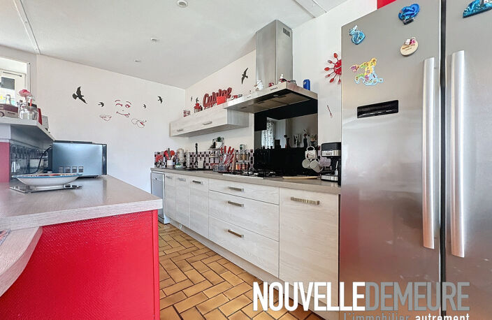 Charmante maison en pierre de 155m2 dans le bourg de La Vill — photo 4