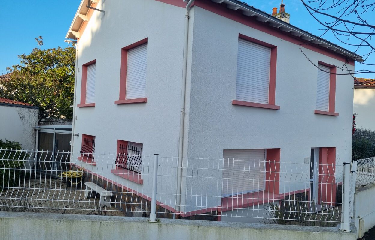 maison 6 pièces 84 m2 à vendre à Les Sables-d'Olonne (85100)