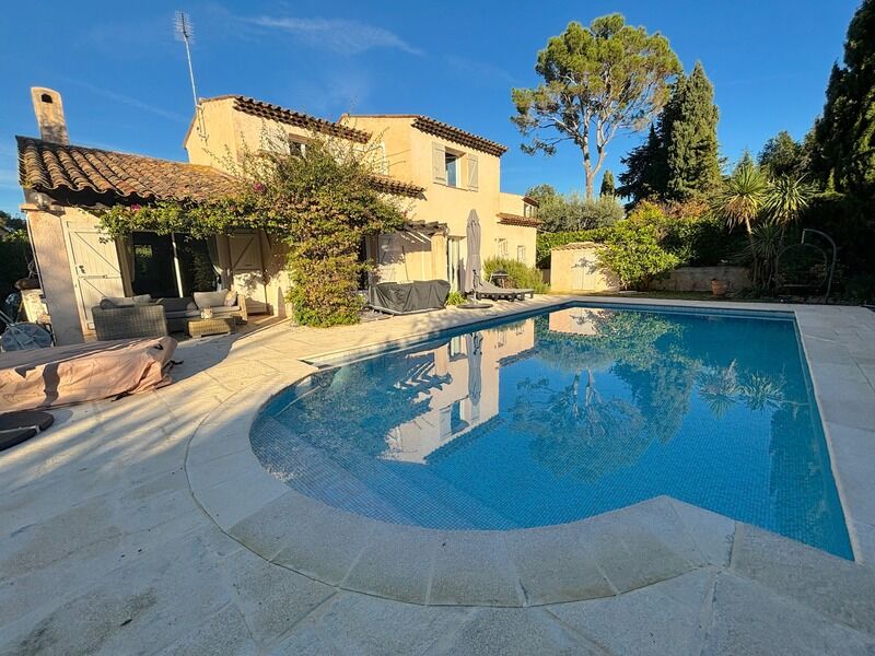 Villa / Maison 4 pièces  à vendre Mougins 06250