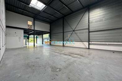 Local industriel  4613 €