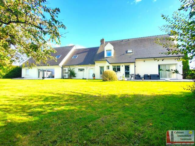 Flesselles : Double pavillon 330m2 avec 5 chambres, garages — photo du bien