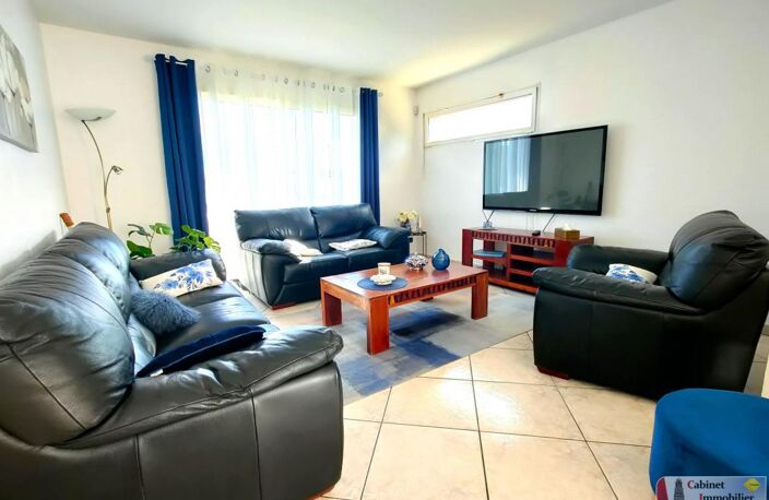 Flesselles : Double pavillon 330m2 avec 5 chambres, garages — photo 3