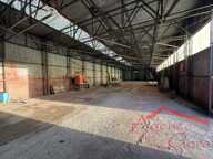 Immeuble  711 m² — photo 3
