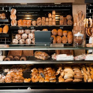 Commerce  378900 €