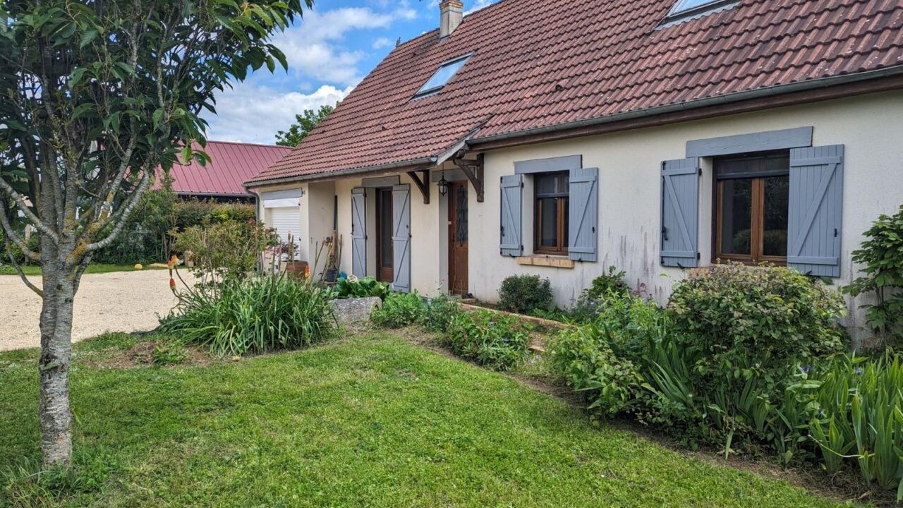 maison 5 pièces 150 m2 à vendre à Villabon (18800)