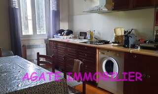 Appartement  80 m² à louer à Captieux (33840)