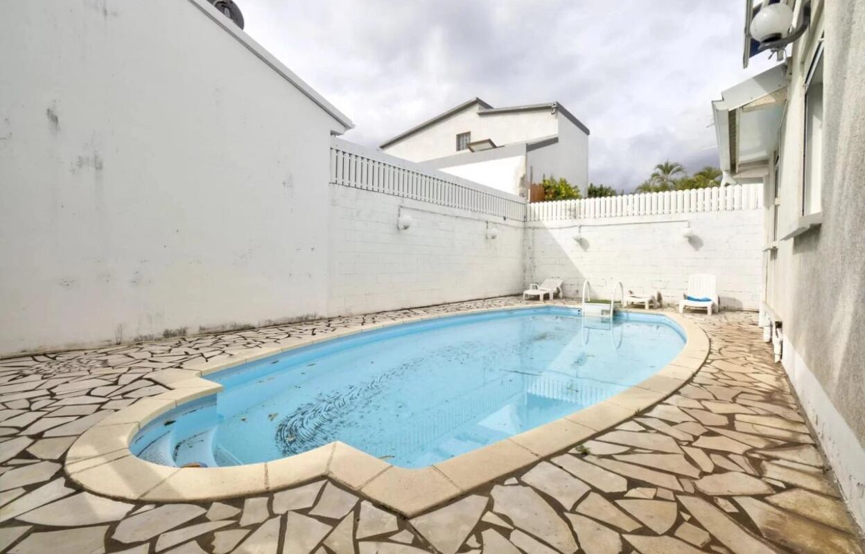 maison 7 pièces 150 m2 à vendre à Saint-Pierre (97410)