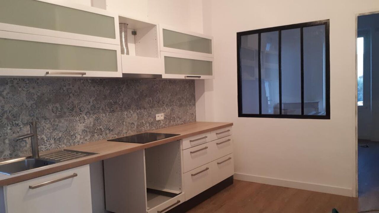 appartement 3 pièces 70 m2 à louer à Toulon (83000)