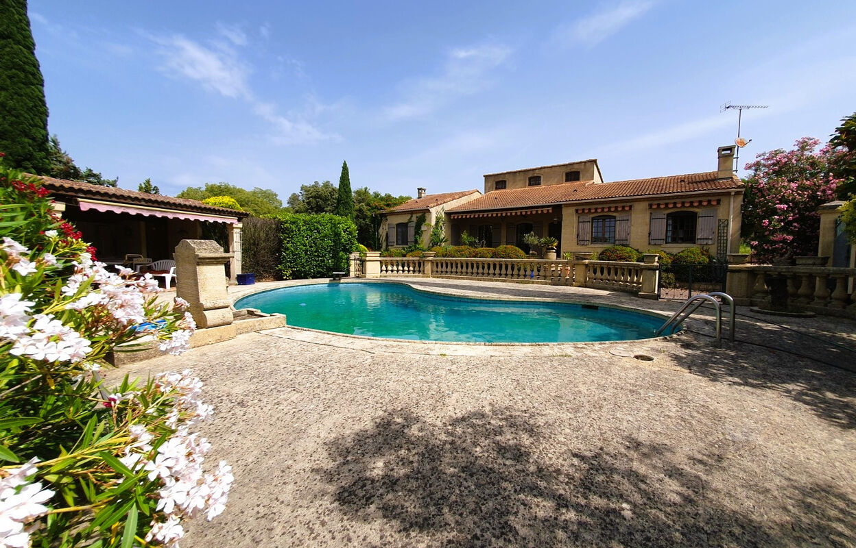 maison 6 pièces 218 m2 à vendre à Uzès (30700)