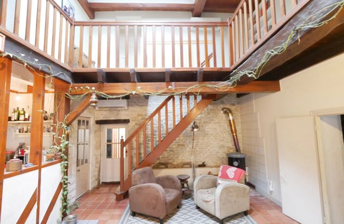 Vente maison 7 pièces 230 m² Ballon (17290) — photo 2