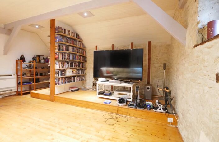 Vente maison 7 pièces 230 m² Ballon (17290) — photo 4