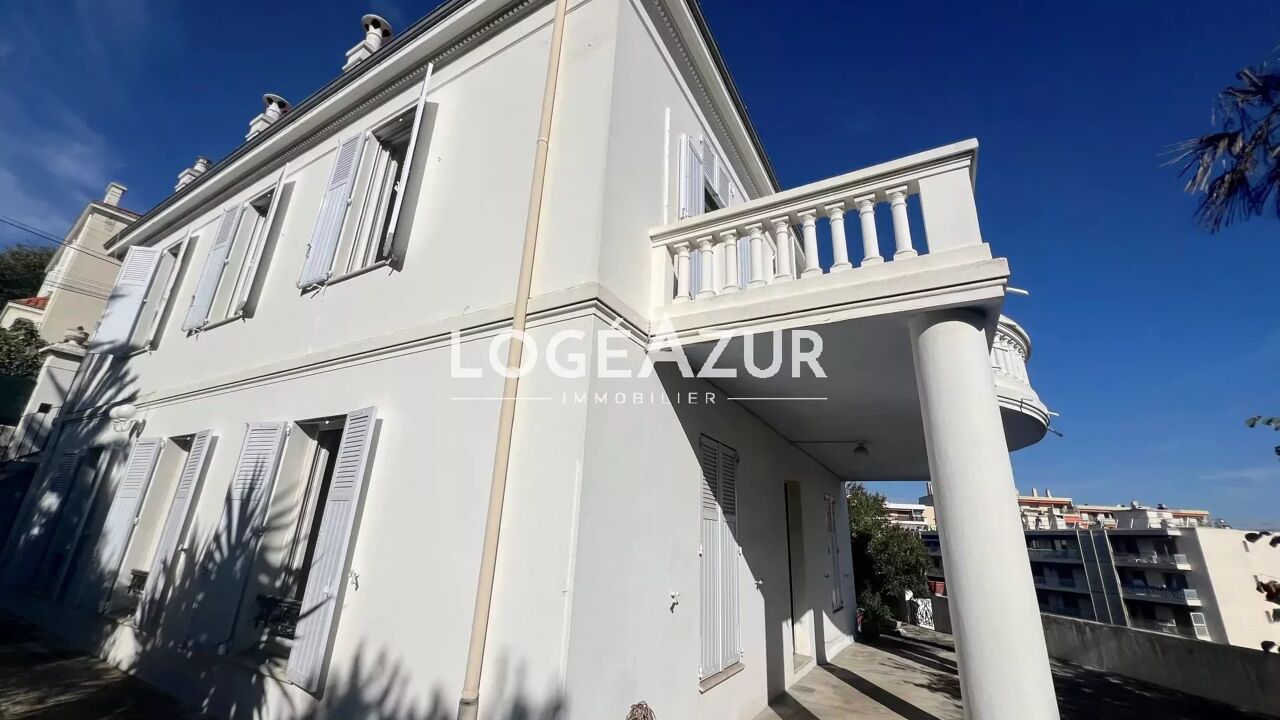 maison 8 pièces 219 m2 à vendre à Antibes (06600)