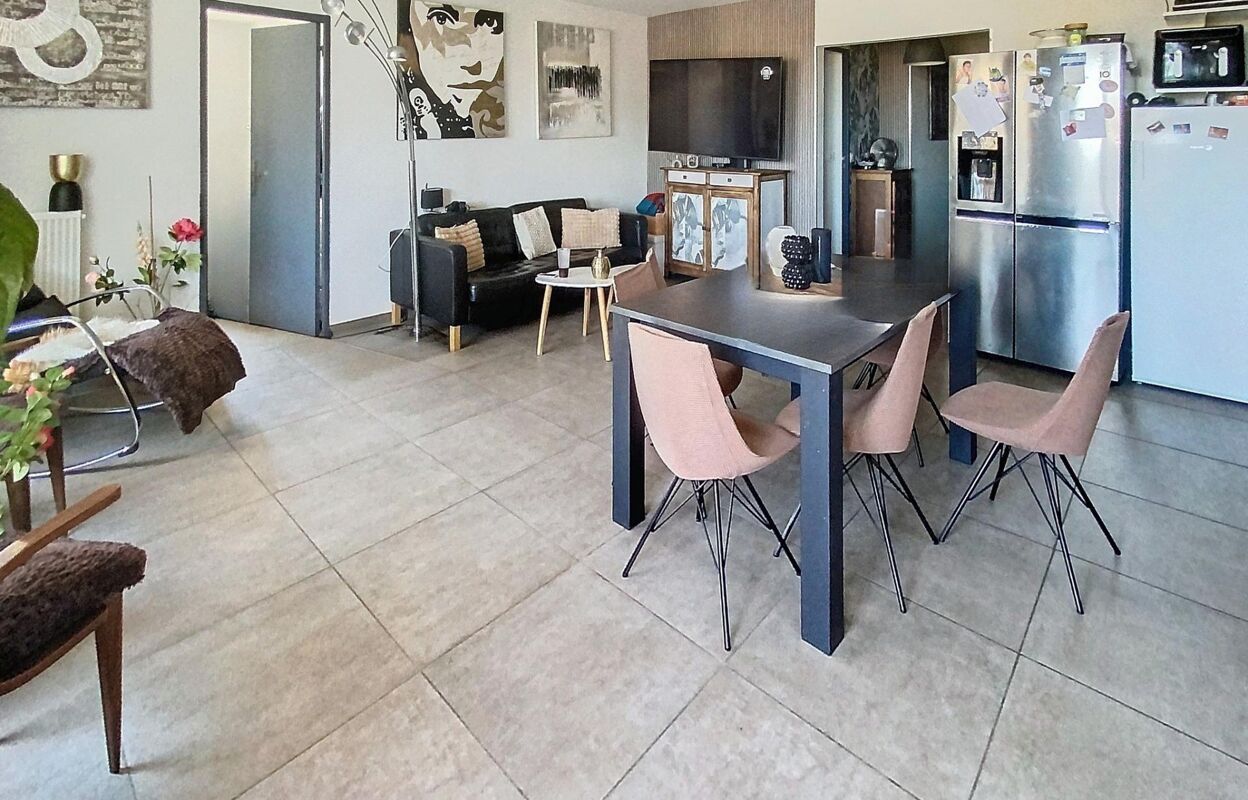 appartement 5 pièces 106 m2 à vendre à Vitrolles (13127)