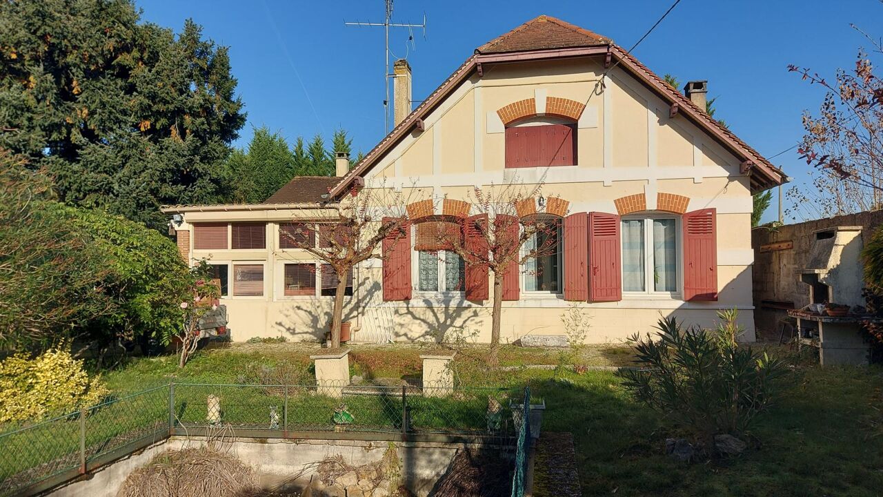 maison 6 pièces 141 m2 à vendre à Bergerac (24100)