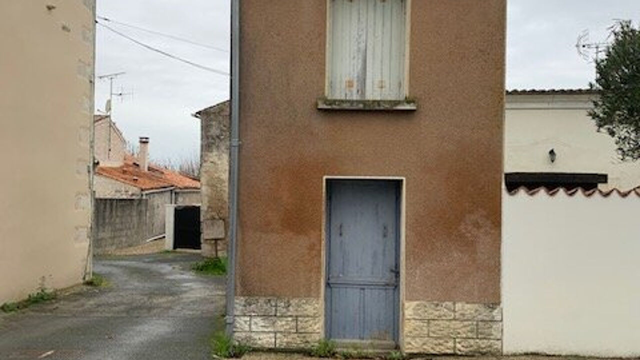 maison 2 pièces 22 m2 à vendre à Soulignonne (17250)