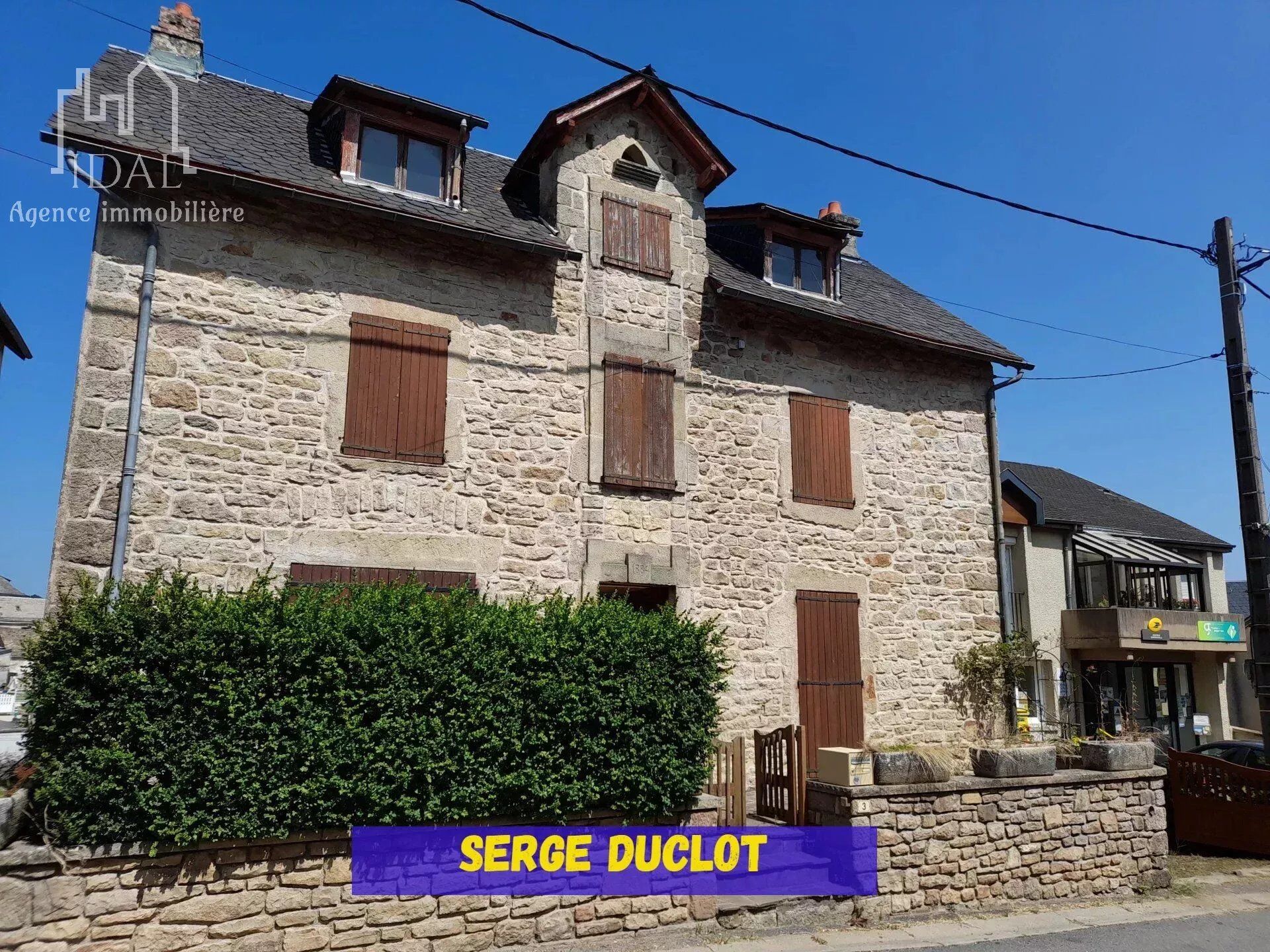 Maison 160 m²  env avec terrain attenant 342 m²