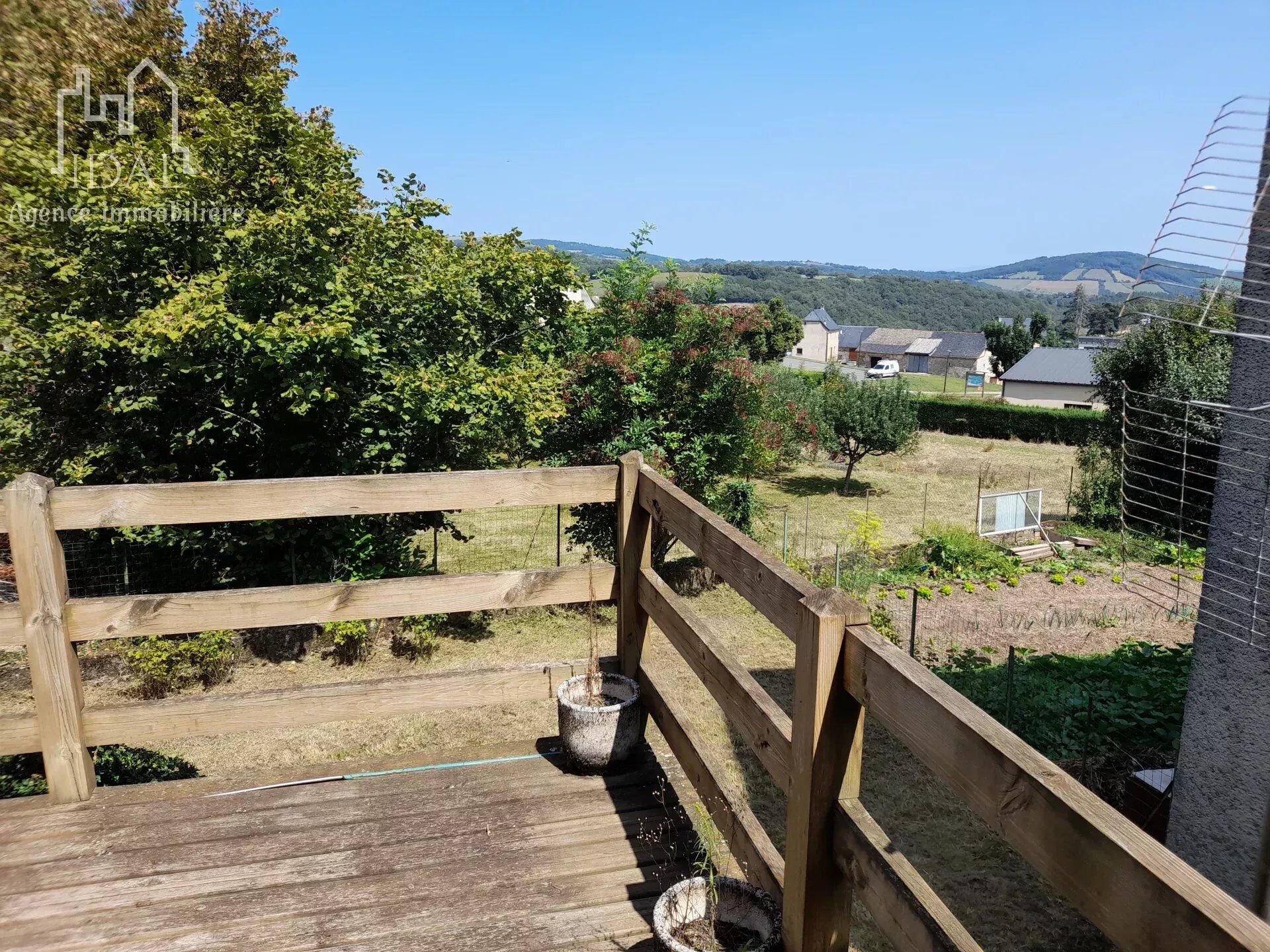 Photo Maison 160 m²  env avec terrain attenant 342 m² image 3/4