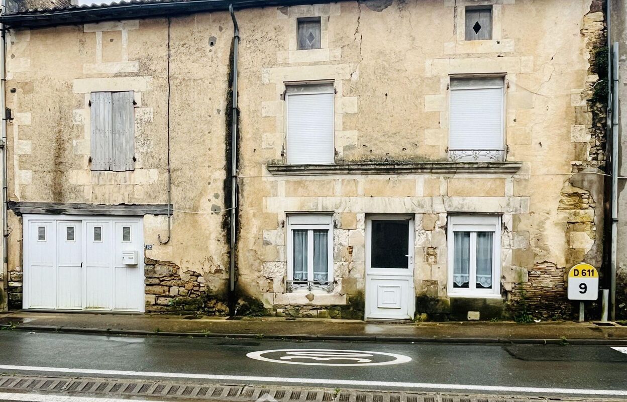 maison 3 pièces 74 m2 à vendre à Coulombiers (86600)