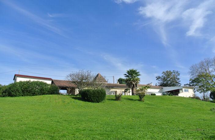 Spacieuse maison sur 2 hectares de terrain au calme — photo 5