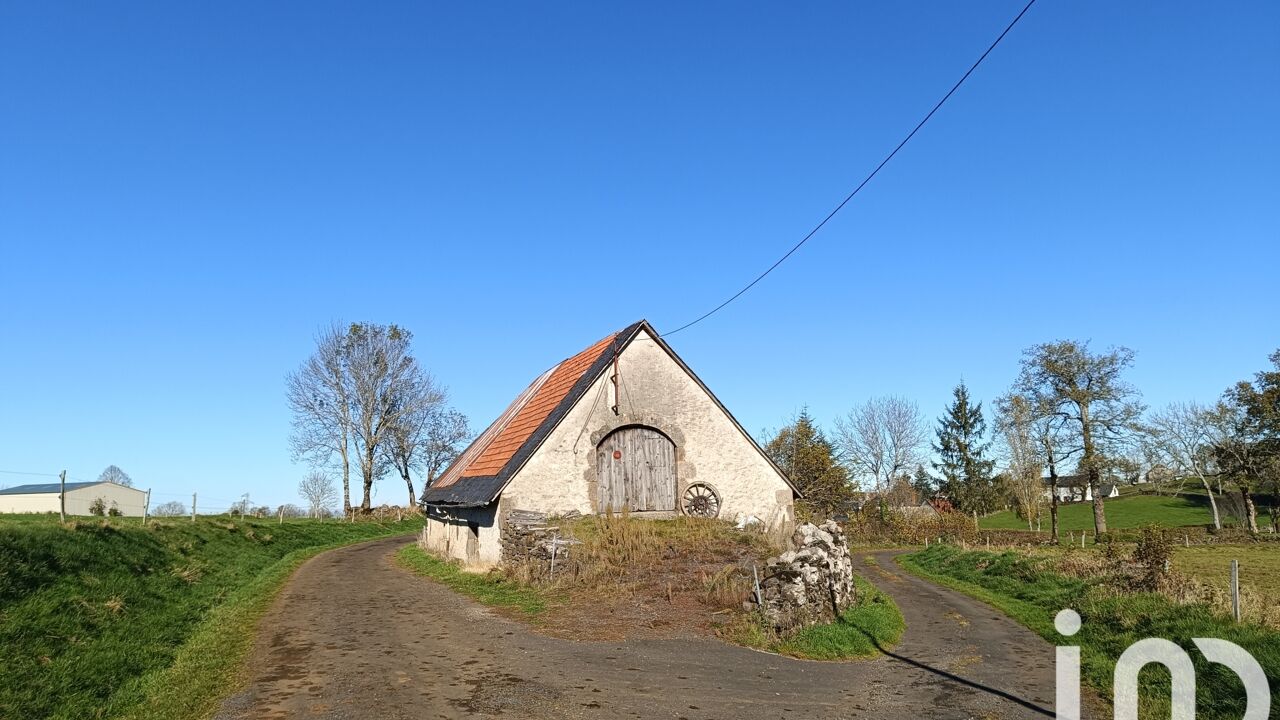 maison 2 pièces 130 m2 à vendre à Saint-Bonnet-de-Salers (15140)