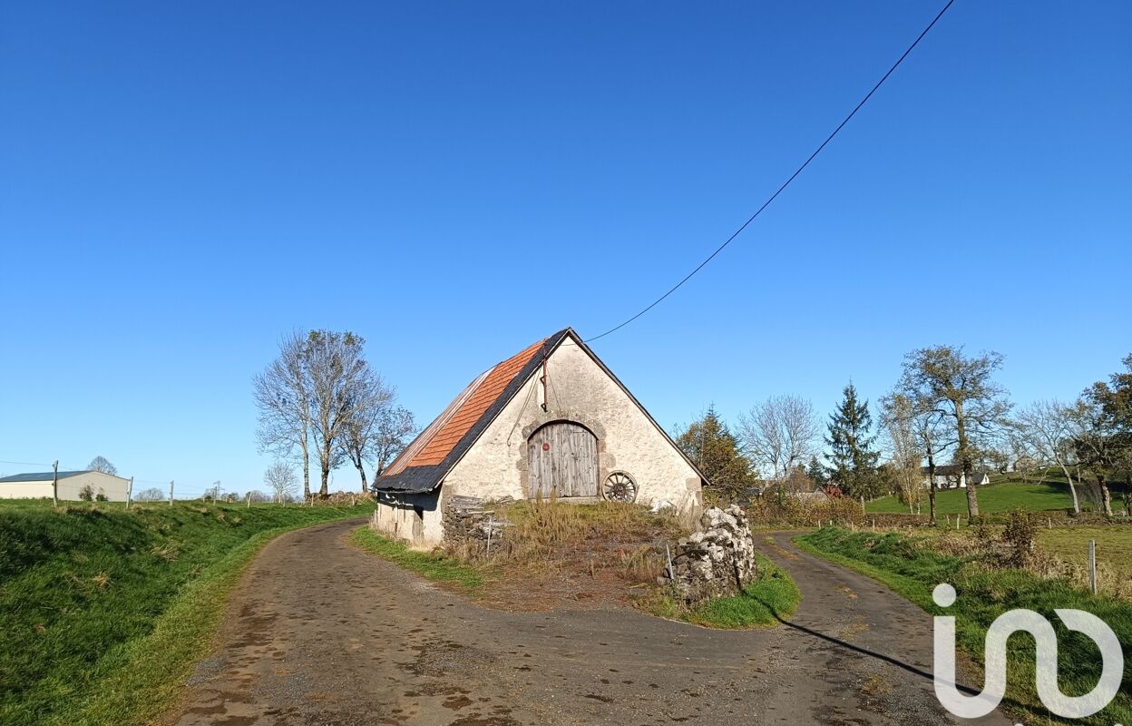 maison 2 pièces 130 m2 à vendre à Saint-Bonnet-de-Salers (15140)