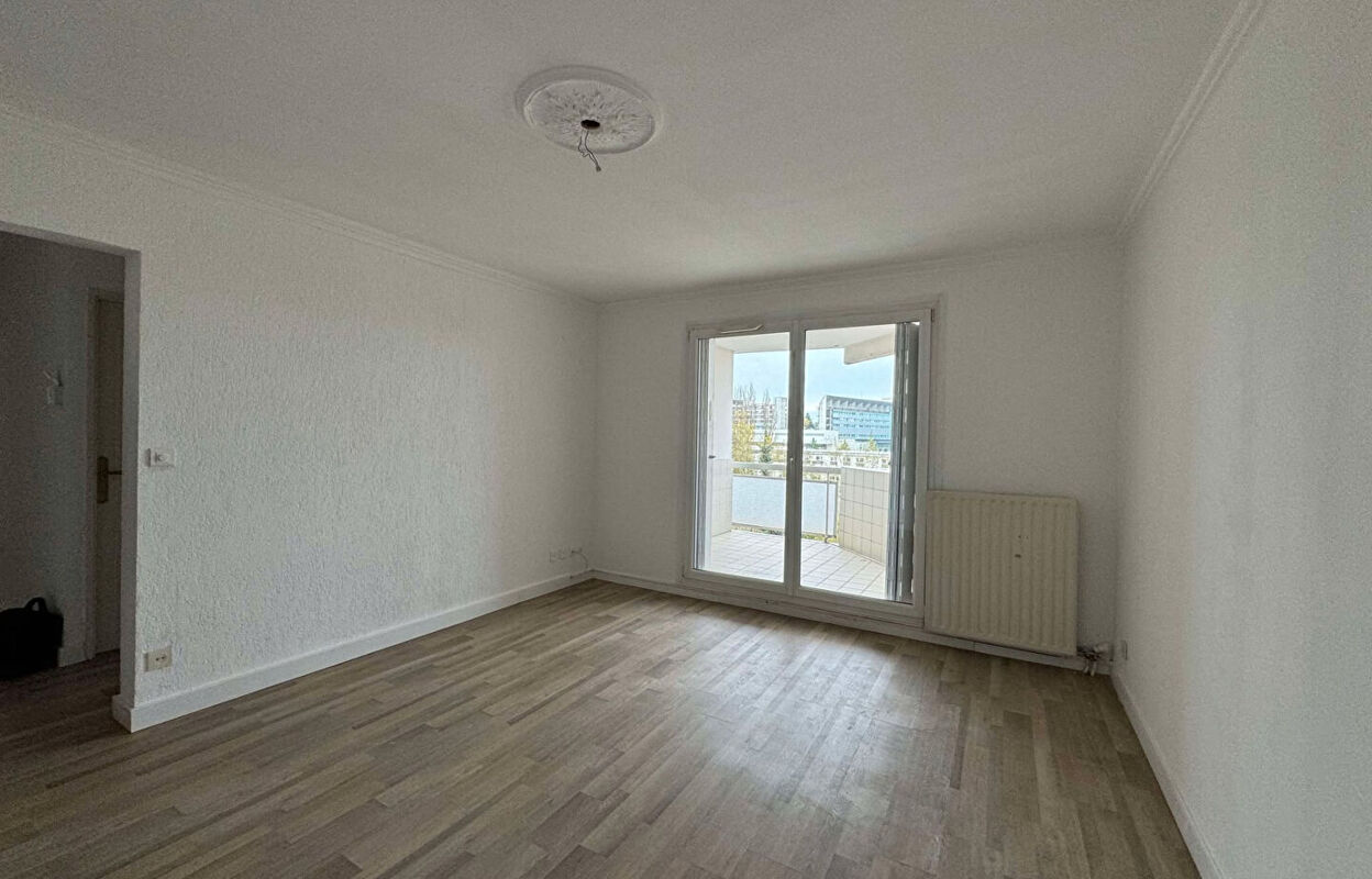 appartement 2 pièces 49 m2 à vendre à Mulhouse (68100)