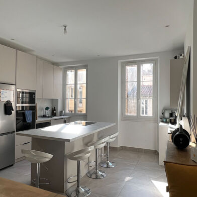 Appartement 4 pièces 315000 €