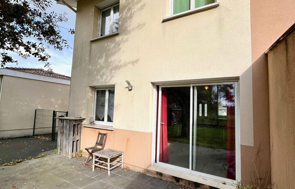 maison 4 pièces 80 m2 à vendre à Le Pian-Médoc (33290)