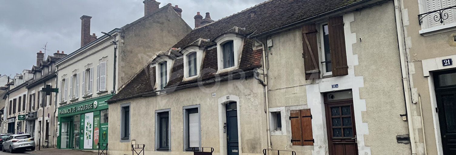 Maison 10 Pièces 255 m² à vendre à Auxerre (89000)