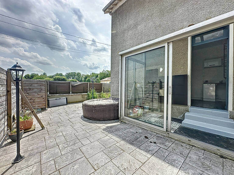Maison à vendre à REBAIS - 5 pièces, 3 chambres — photo 1