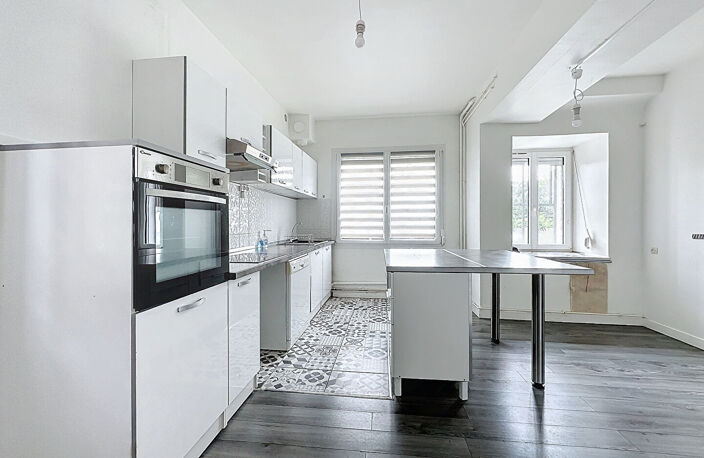 Maison à vendre à REBAIS - 5 pièces, 3 chambres — photo 2