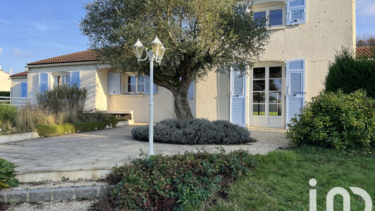 maison 9 pièces 245 m2 à vendre à Sèvremont (85700)