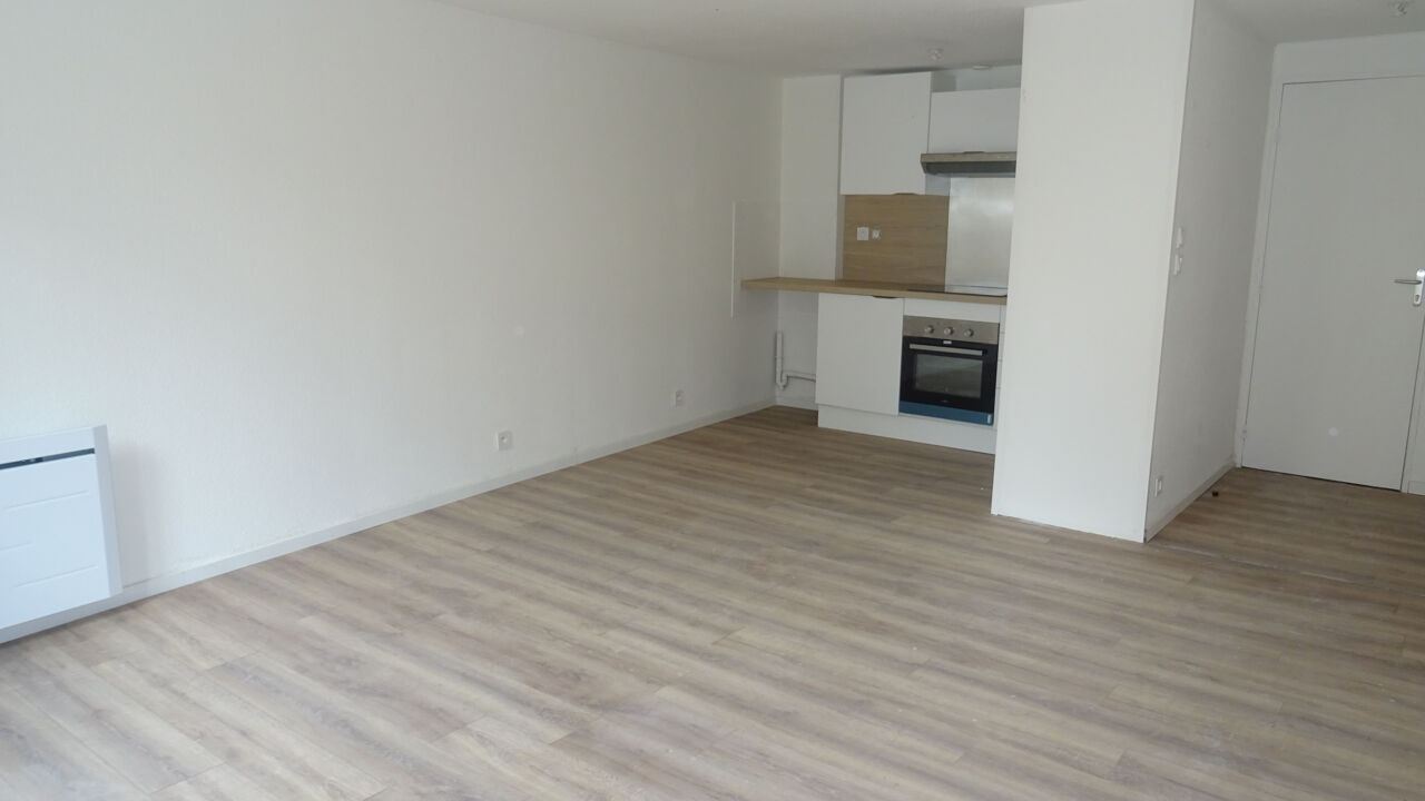 appartement 2 pièces 43 m2 à louer à Castelnaudary (11400)