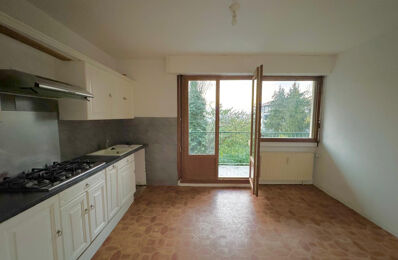 appartement 5 pièces 107 m2 à vendre à Bourgoin-Jallieu (38300)