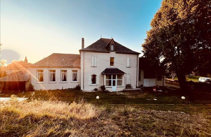 Maison en pierre de 6 pièces principales — photo 2
