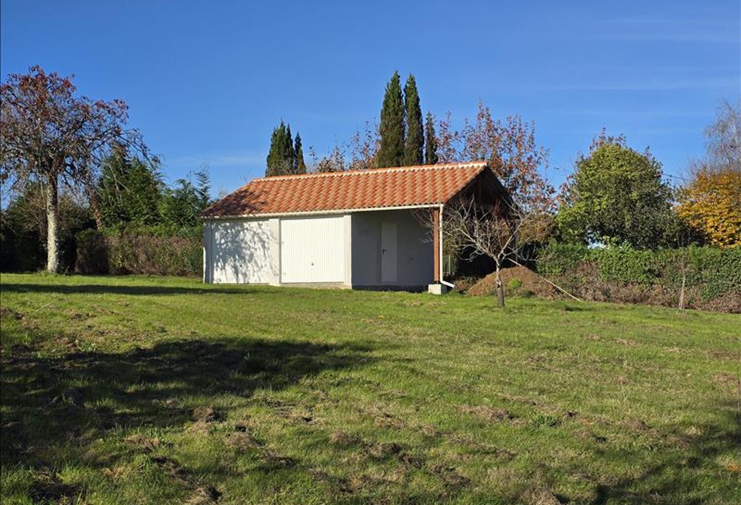 Terrain à bâtir de 0 pièces principales — photo 1