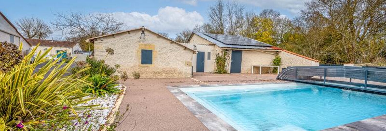 Maison 8 Pièces 190 m² à vendre à Genouillé (17430)