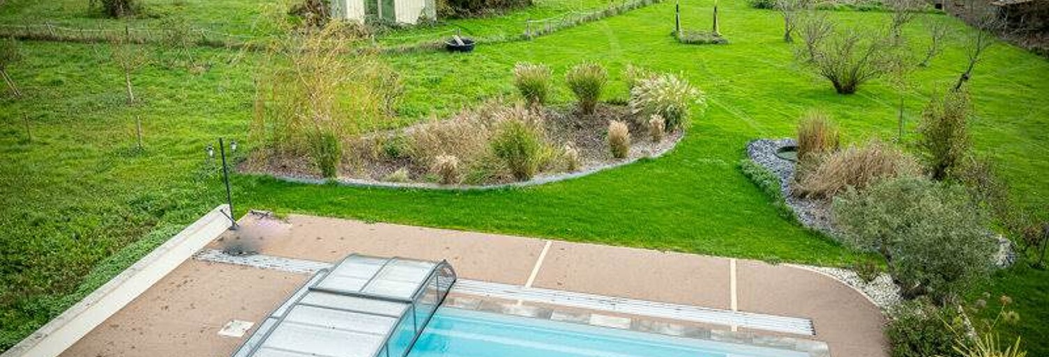 Maison 8 Pièces 190 m² à vendre à Genouillé (17430)