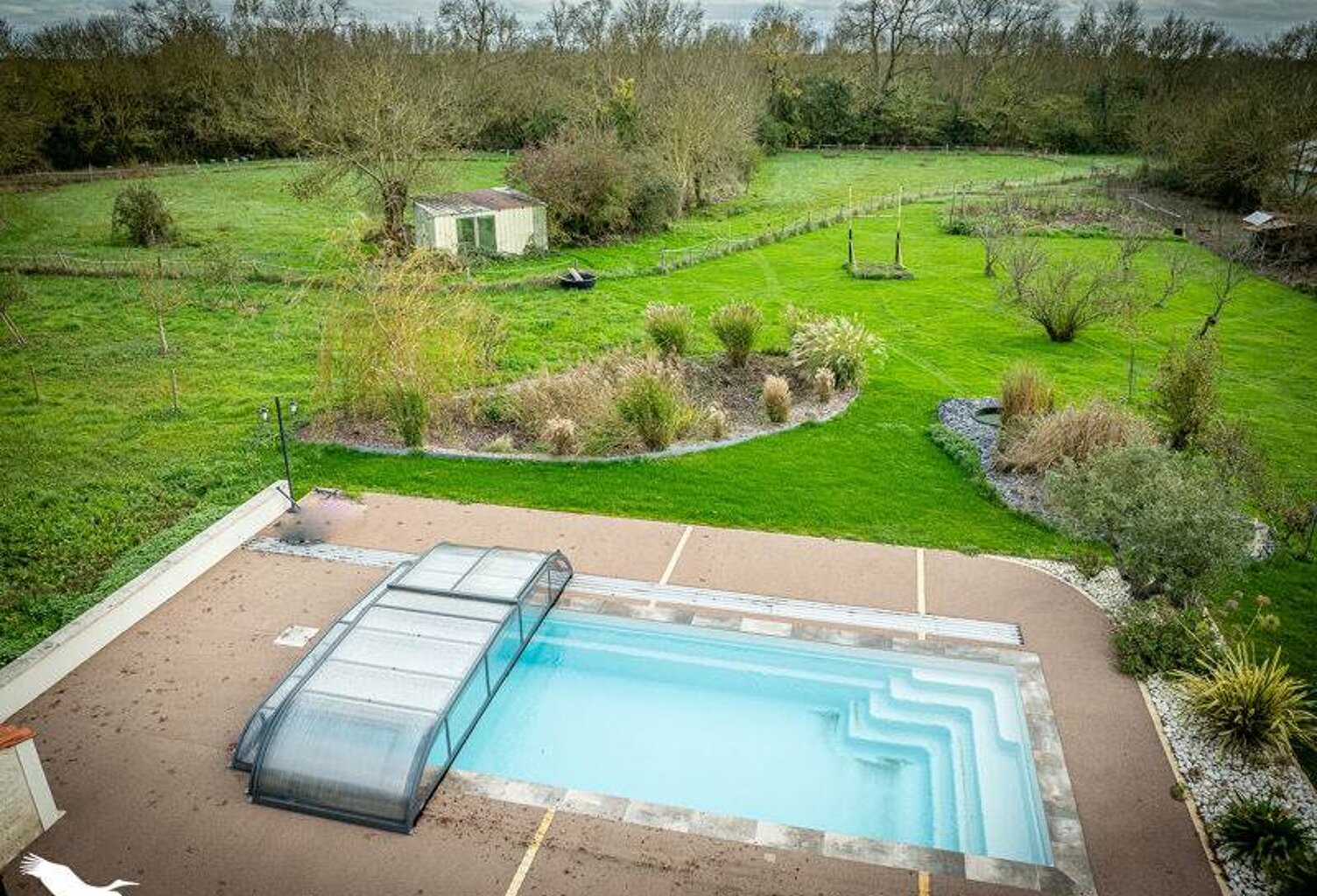 Maison en pierre de 8 pièces principales — photo 1
