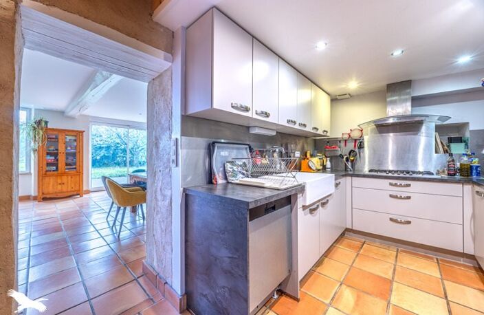 Maison en pierre de 8 pièces principales — photo 5
