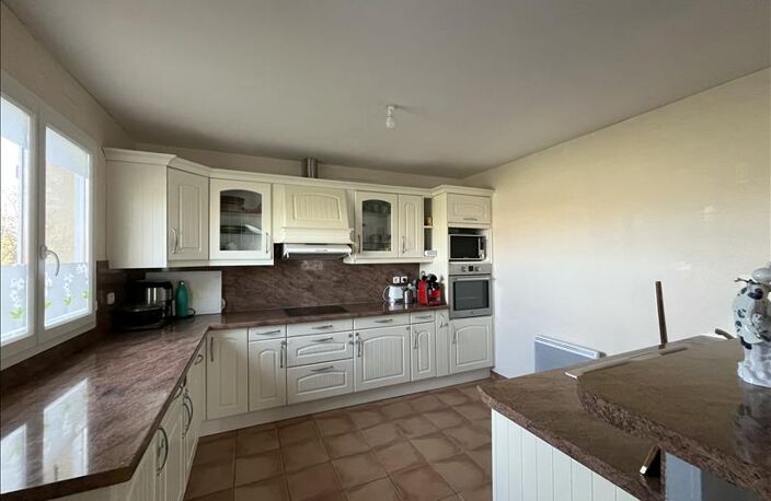 Vente maison 4 pièces 83 m² Cazères (31220) — photo 2