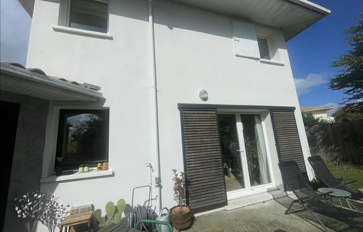 maison 4 pièces 80 m2 à vendre à Carignan-de-Bordeaux (33360)