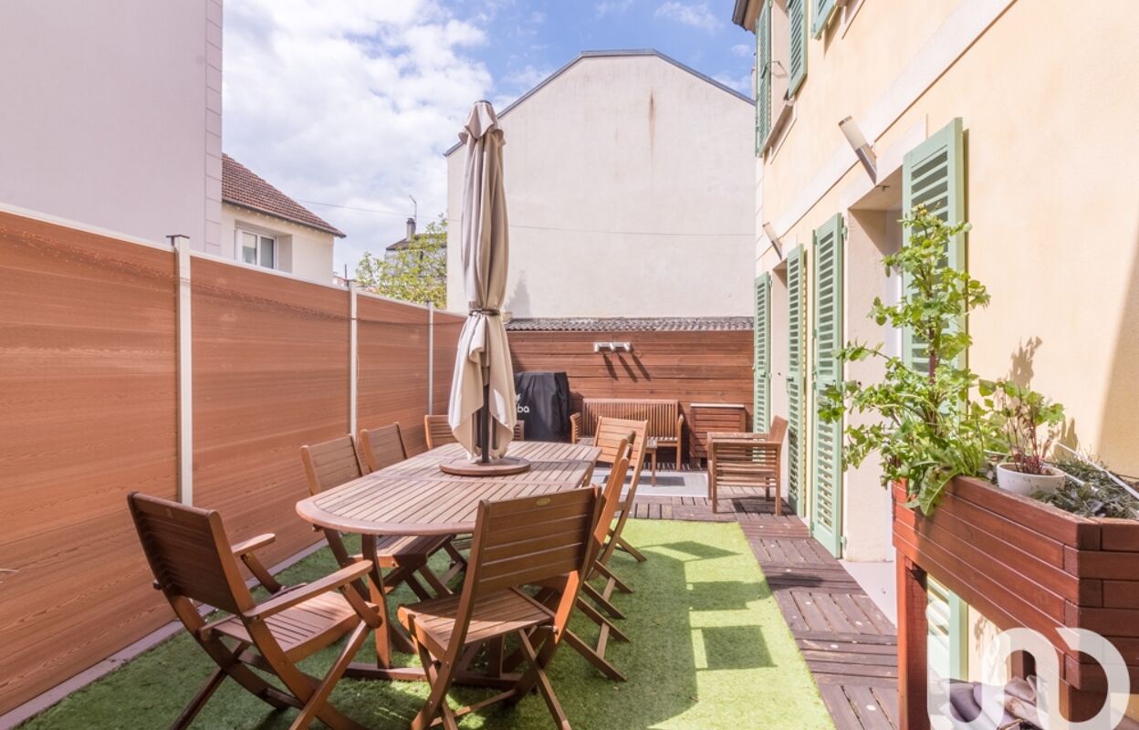 maison 6 pièces 137 m2 à vendre à Carrières-sur-Seine (78420)