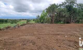 Terrain  1207 m² à vendre à Le Tampon (97430)