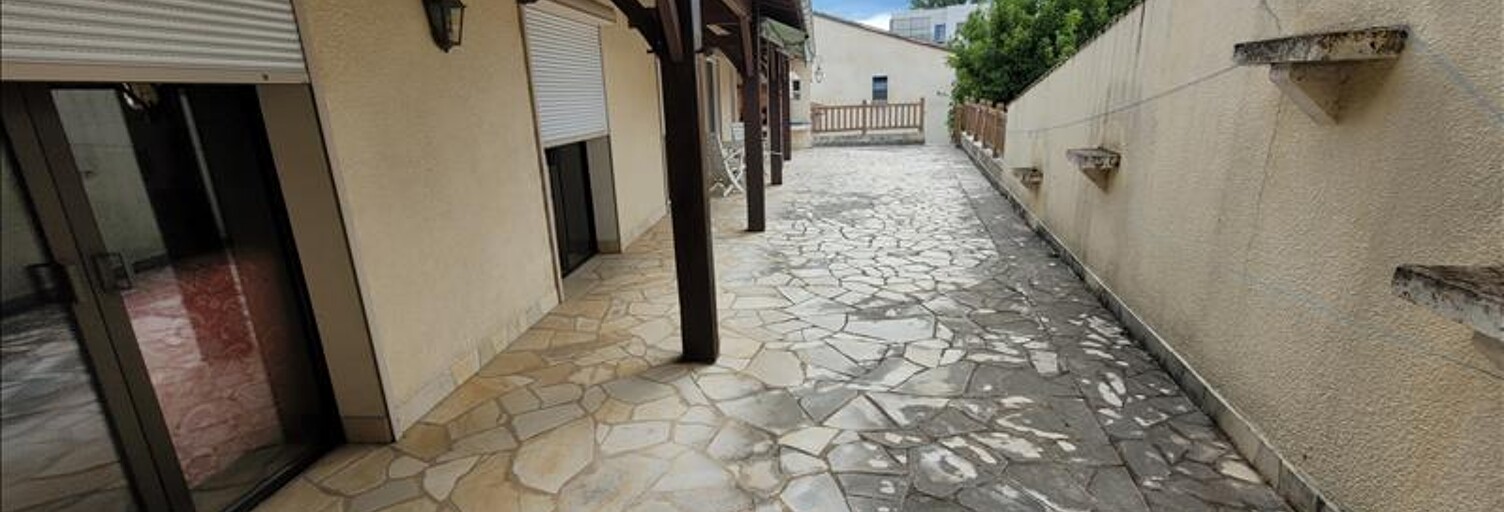 Maison 20 Pièces 190 m² à vendre à Ribérac (24600)