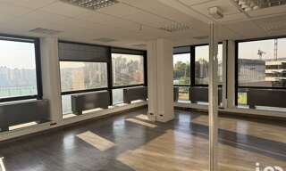 Commerce  1236 m² à vendre à Saint-Cloud (92210)