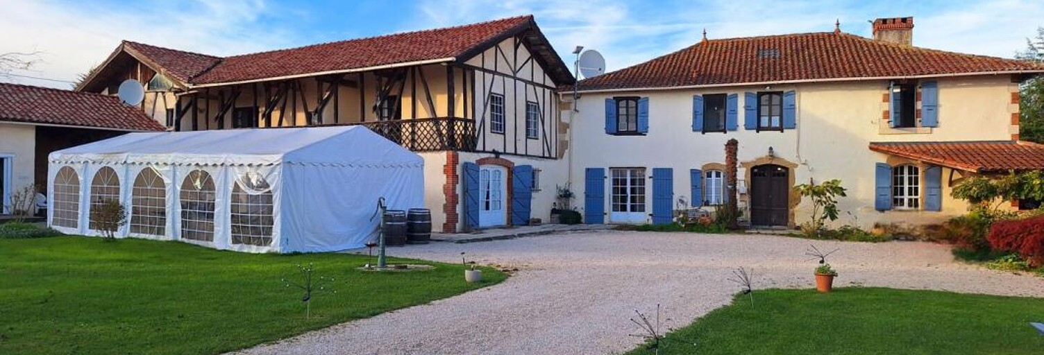 Immeuble  370 m² à vendre à Mirande (32300)