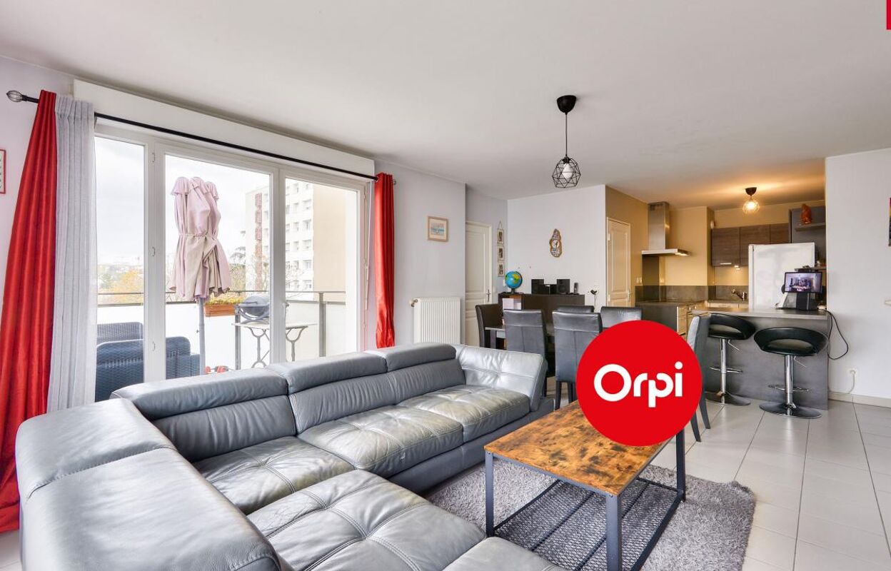 appartement 5 pièces 100 m2 à vendre à Saint-Fons (69190)